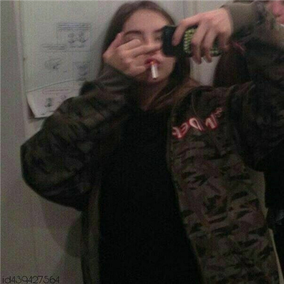 甜美卡哇伊的欧美女生系列微信头像合集下载