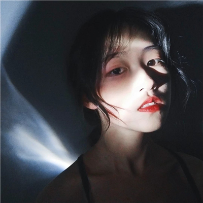 微信简约小清新气质女生头像
