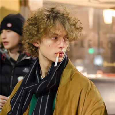 微信清新霸气欧美男生头像