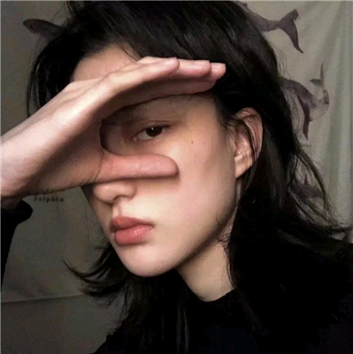 微信寂寞简洁女生头像