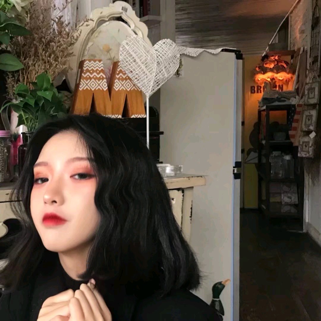 可爱时尚小清新的微信女生头像合集下载