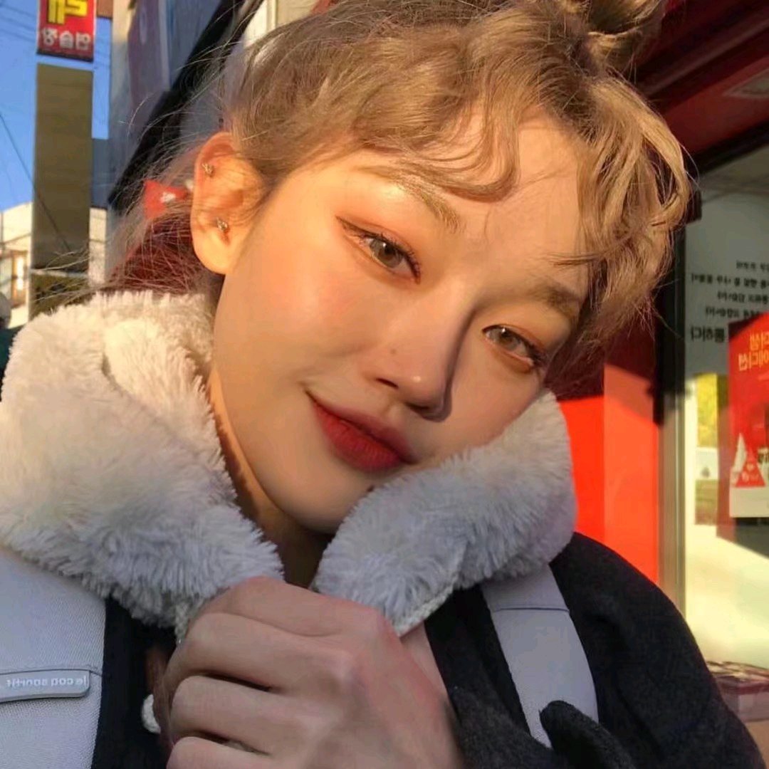 可爱时尚小清新的微信女生头像合集下载