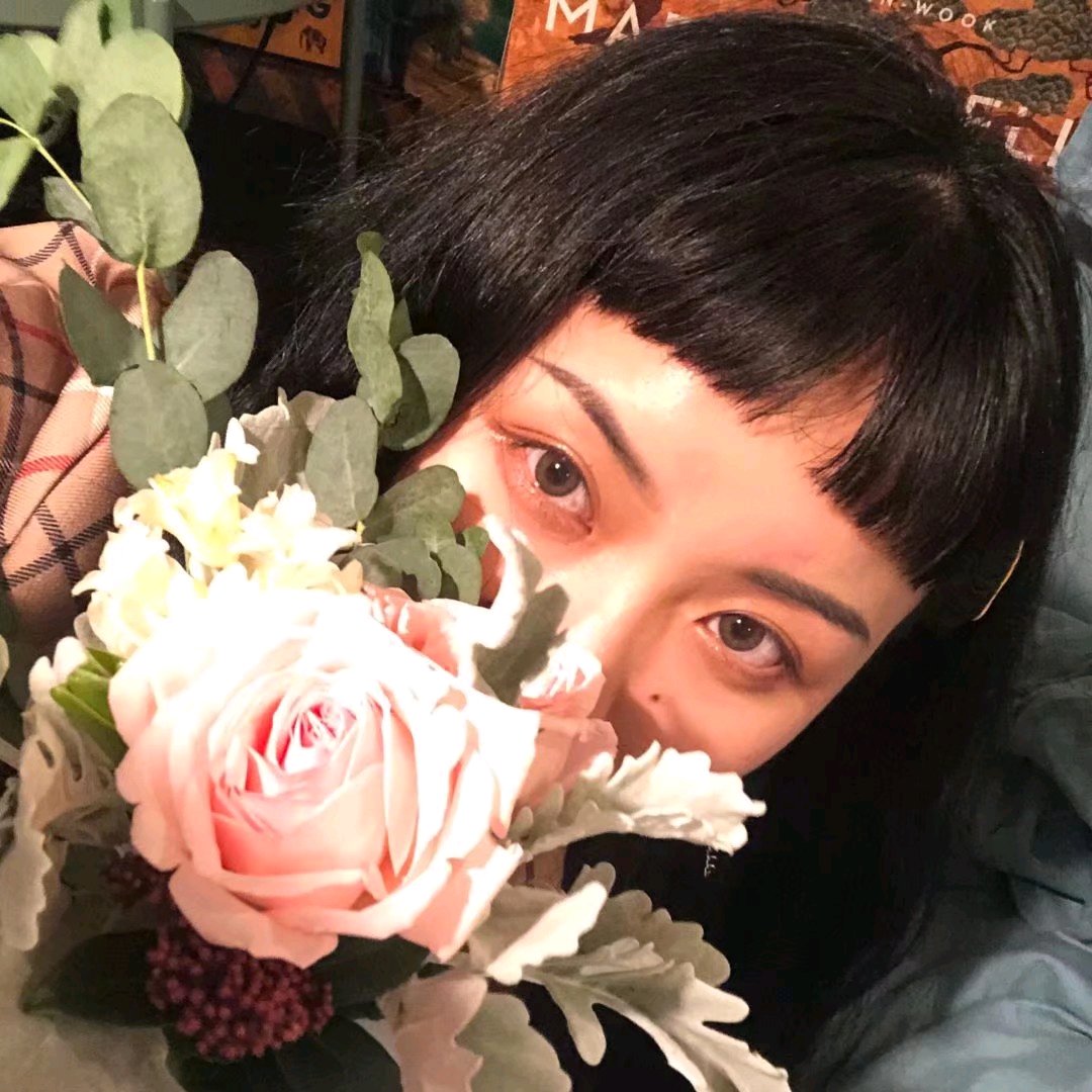 可爱时尚小清新的微信女生头像合集下载