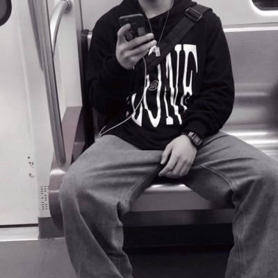 潮流帅气男生微信头像