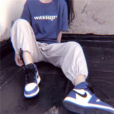 微信粉嫩清新女生头像