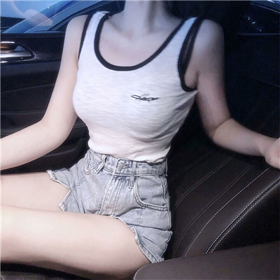 微信粉嫩清新女生头像