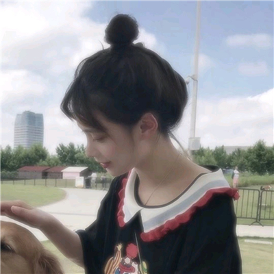 微信粉嫩好看二次元情侣头像
