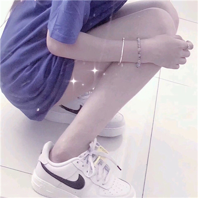 微信粉嫩清新女生头像