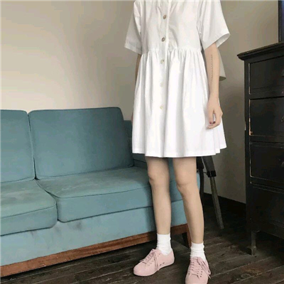 微信粉嫩清新女生头像