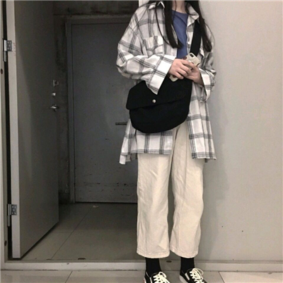 微信粉嫩清新女生头像