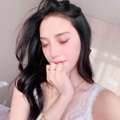 个性伤感非主流的微信女生头像下载