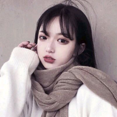 微信时尚清新性感女生头像