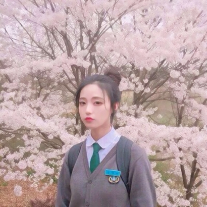 好看高颜值的拿花女生系列微信头像下载