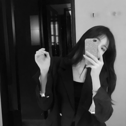 个性有气质的微信唯美黑白风女生头像下载