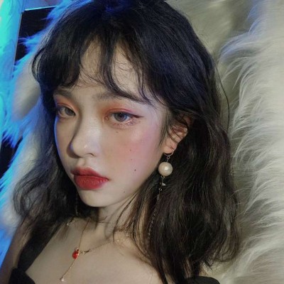 微信性感迷人女生头像