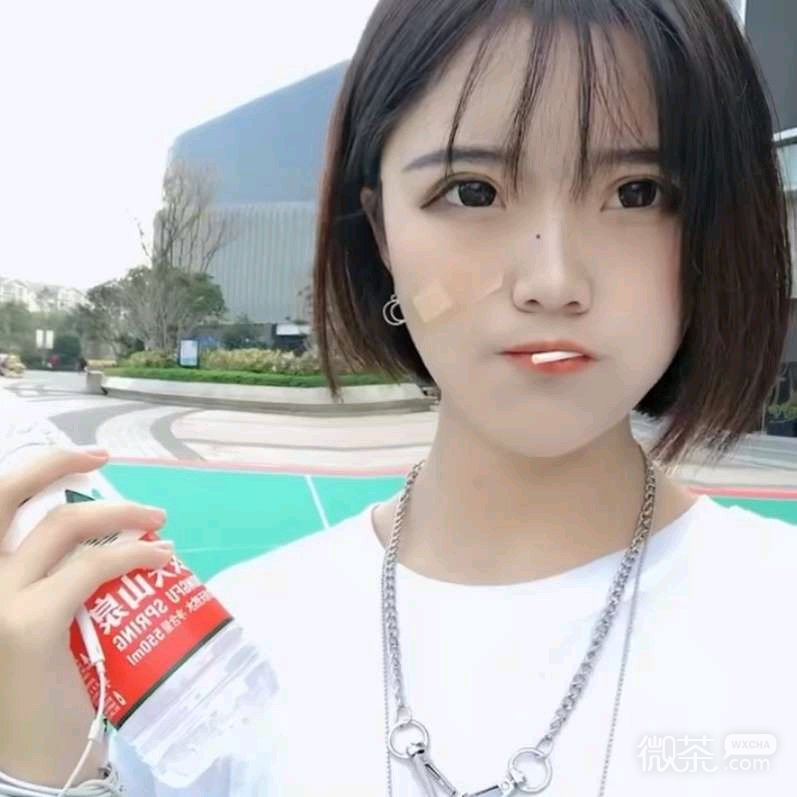 微信时尚清新性感女生头像