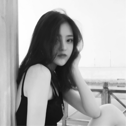 个性有气质的微信唯美黑白风女生头像下载