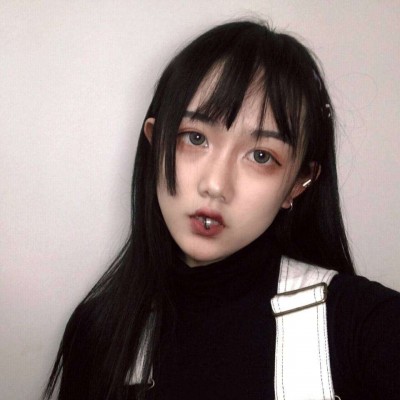 微信性感迷人女生头像