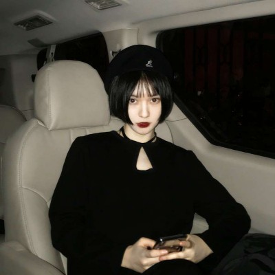 微信性感迷人女生头像