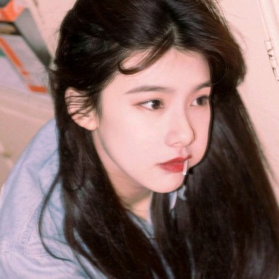 微信性感迷人女生头像