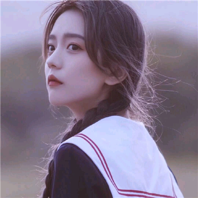 微信时尚清新性感女生头像