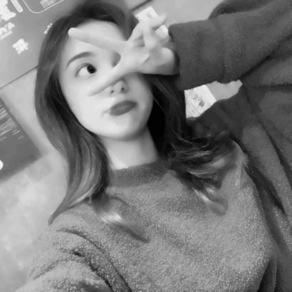 个性有气质的微信唯美黑白风女生头像下载