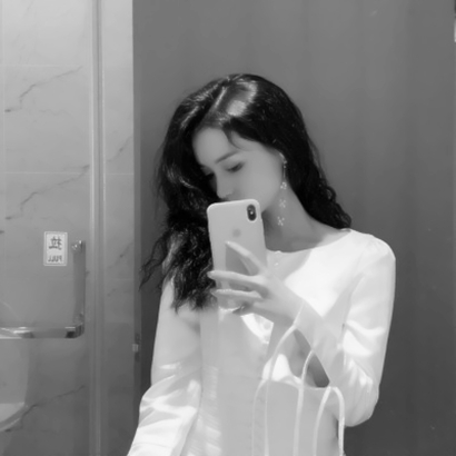 个性有气质的微信唯美黑白风女生头像下载