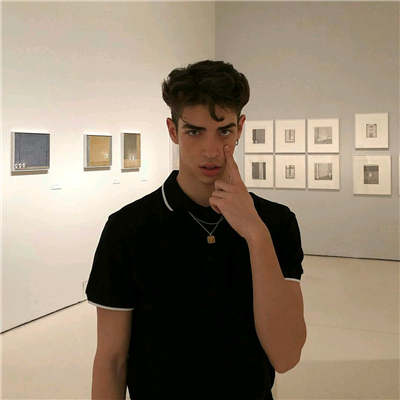 微信性感帅气冷漠欧美男生头像