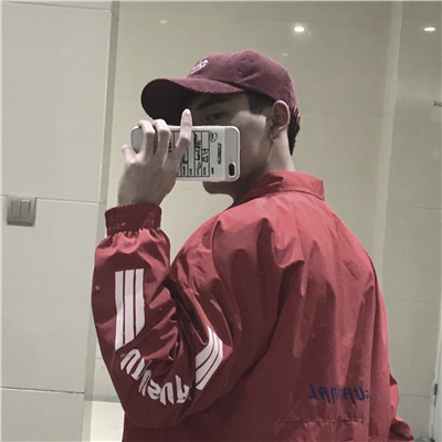 微信简洁帅气高冷男生头像