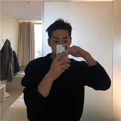 微信简洁帅气高冷男生头像