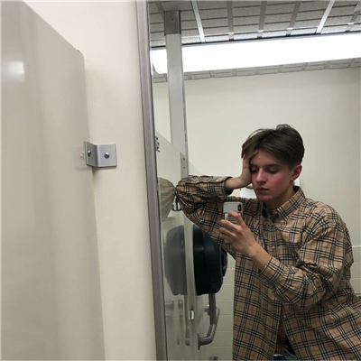 微信性感帅气冷漠欧美男生头像