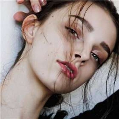 帅气个性的微信欧美范女生系列头像下载