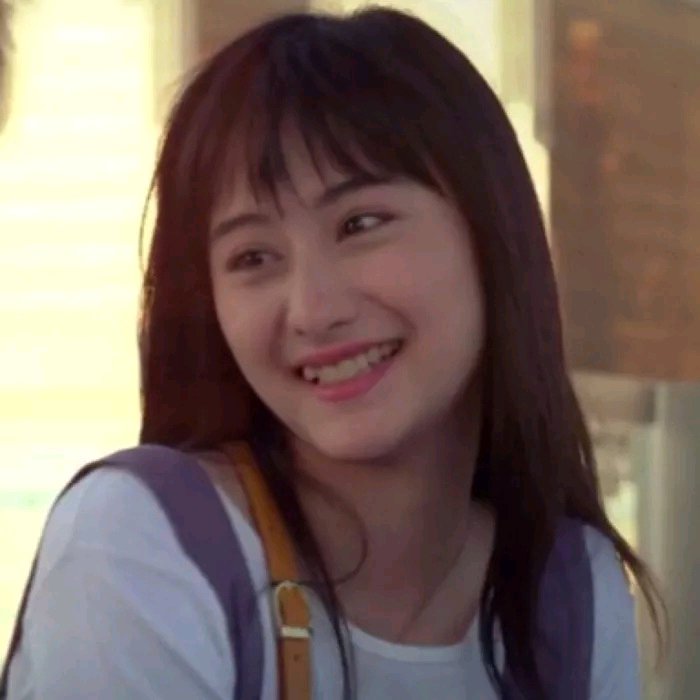 微信甜蜜稳重情侣头像