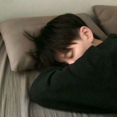 酷炫帅气个性男生系列微信头像下载