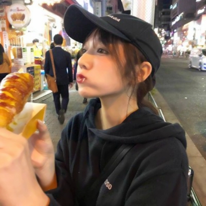 狂拽酷炫吊炸天的女生系列微信头像合集下载