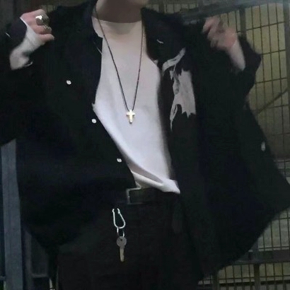 帅气个性的微信穿衬衫男生系列头像下载