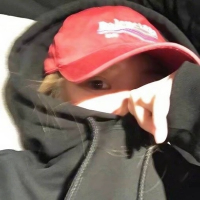 狂拽酷炫吊炸天的女生系列微信头像合集下载