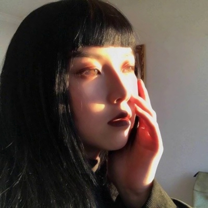 狂拽酷炫吊炸天的女生系列微信头像合集下载