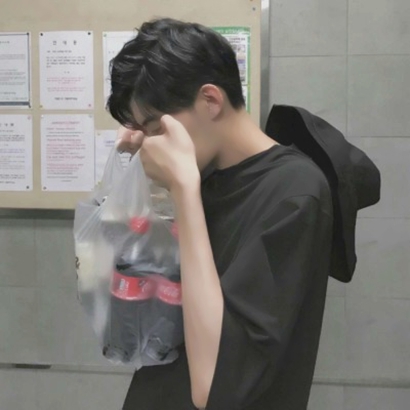 酷炫帅气个性男生系列微信头像下载