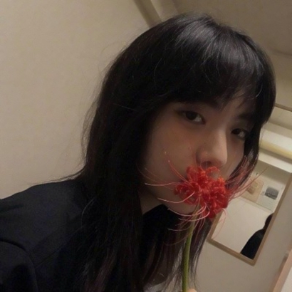 狂拽酷炫吊炸天的女生系列微信头像合集下载