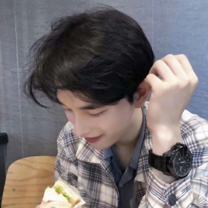 酷炫帅气个性男生系列微信头像下载