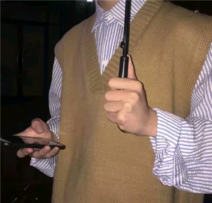 微信性感潮流迷人男生头像