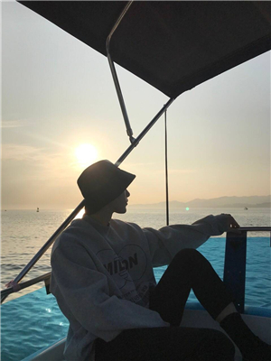 微信性感时尚潮流男生头像