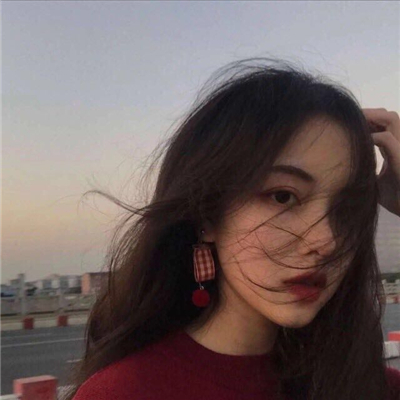 微信潮流性感高冷女生头像