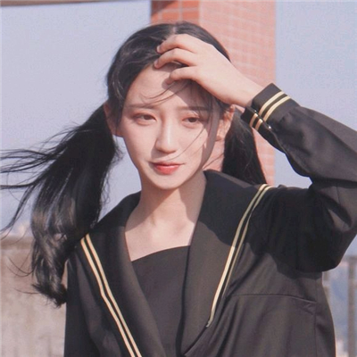 微信森系复古女生头像