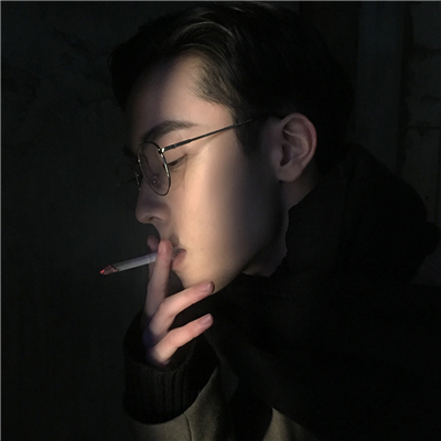 微信性感潮流迷人男生头像