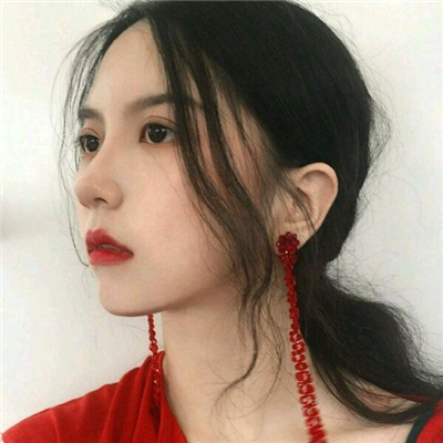 微信森系复古女生头像