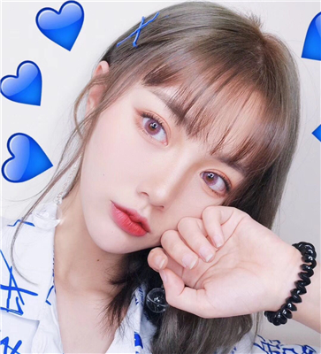微信潮流性感高冷女生头像