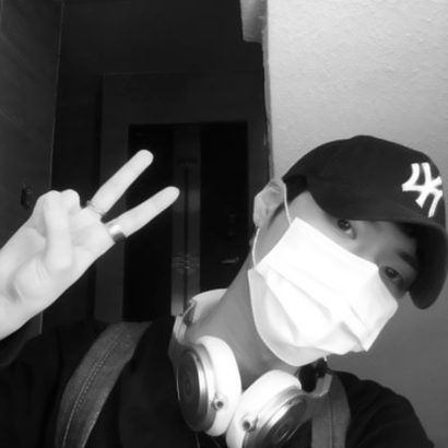 冷傲帅气的微信个性气质男生头像下载