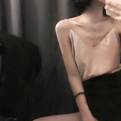 性感的女生锁骨部位微信头像合集下载